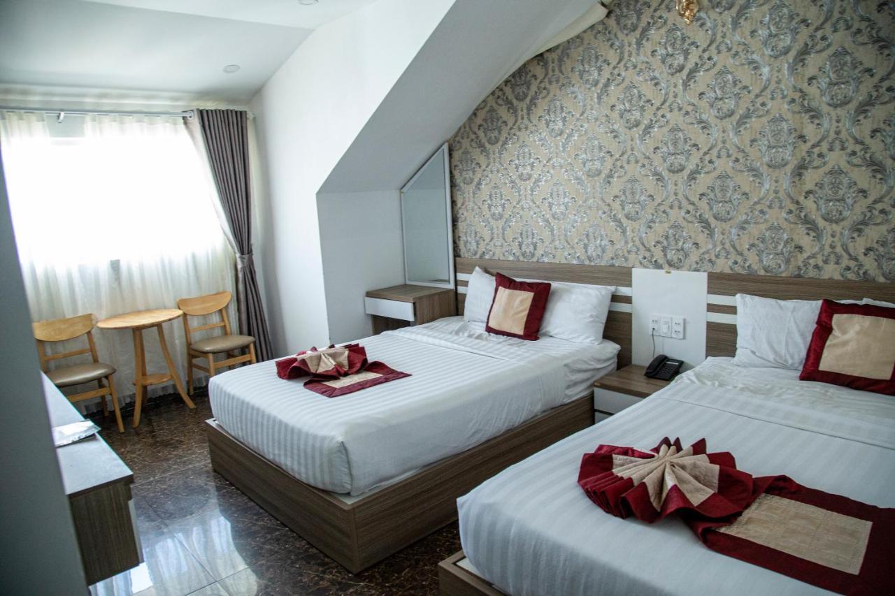Anh Tien Hotel Da Lat Exterior photo